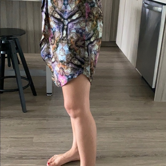 Dress - Picture 7 of 8